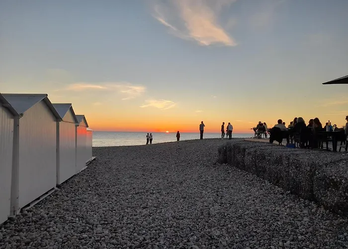 Charmante Villa Plein Sud 50M De La Plage - Balcon Vue Laterale Sur Mer - Equipee De La Fibre, Wifi, Internet
