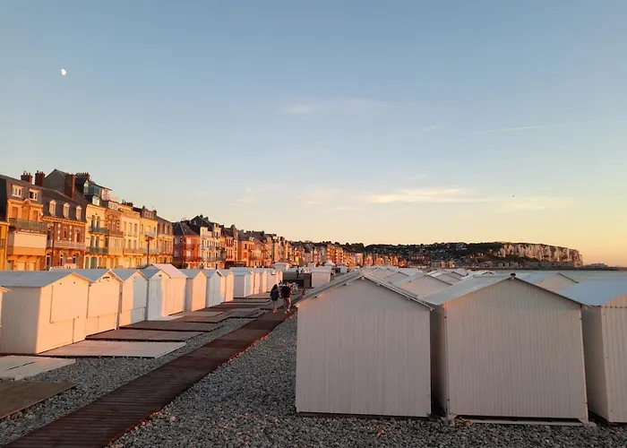 Charmante Villa Plein Sud 50M De La Plage - Balcon Vue Laterale Sur Mer - Equipee De La Fibre, Wifi, Internet