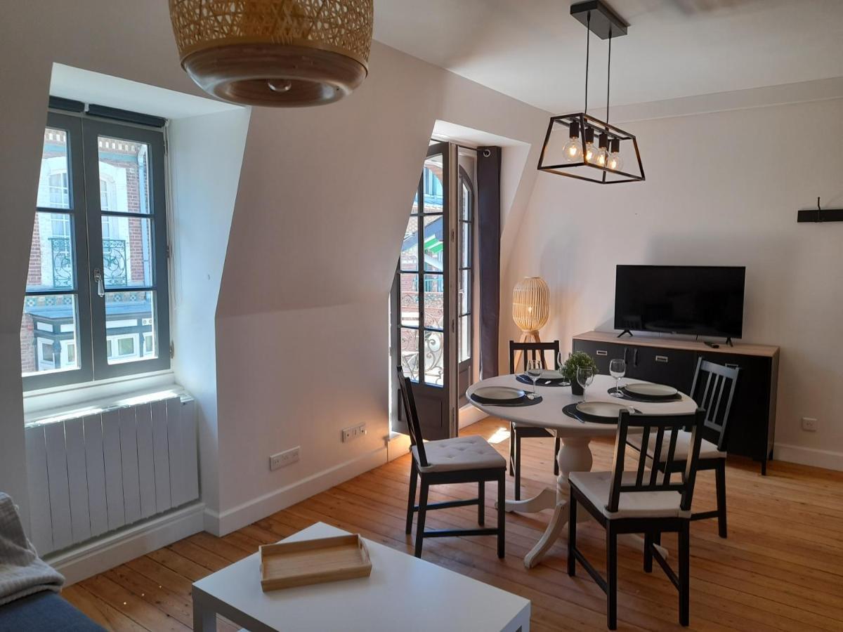 Charmante Plein Sud 50m De La - Balcon Vue Laterale Sur - Equipee De La Fibre, Wifi, Internet Apartment
